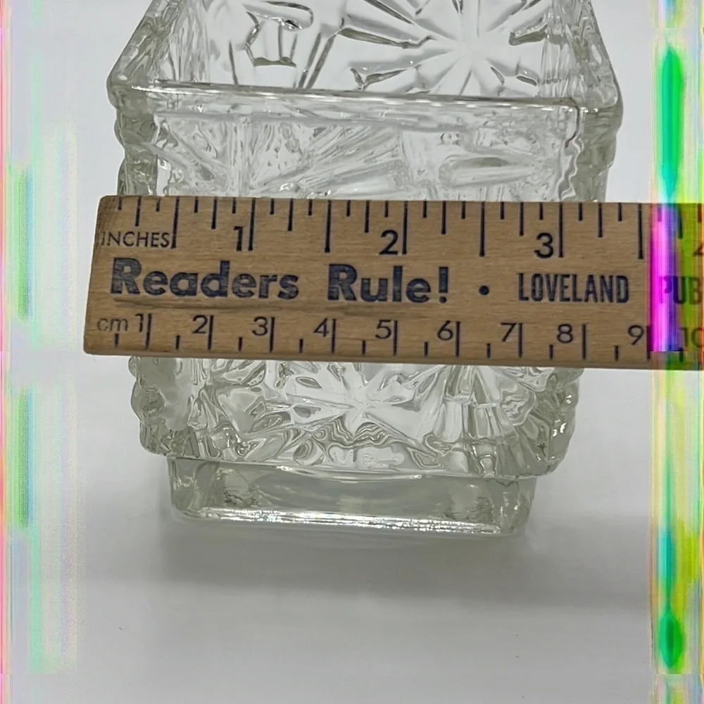 AVON CLEAR GLASS CANDLE HOLDER